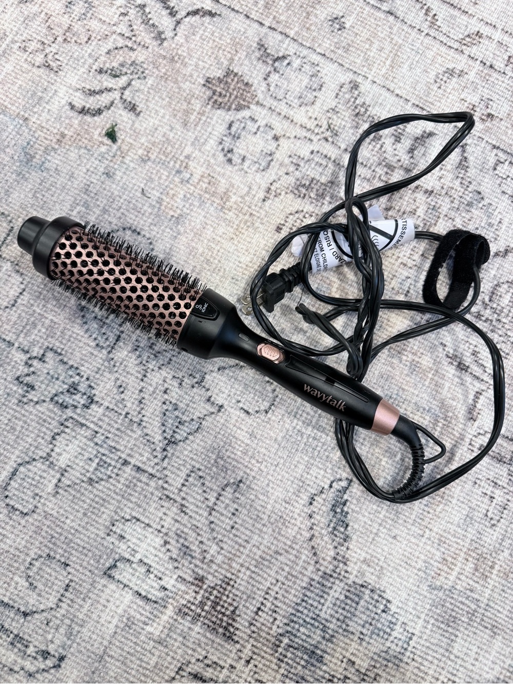 WayTalk Black and Rose Gold Ionic Round Hot Air Brush - Women Hair Tool